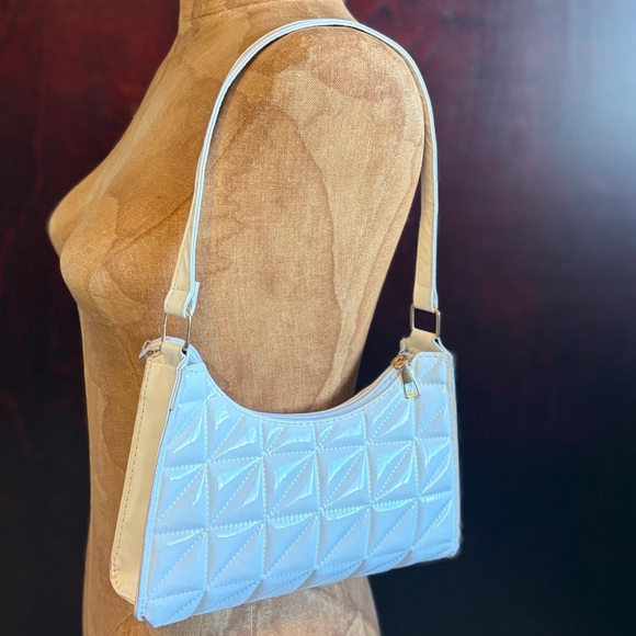 Unk Handbags - -SOLD- Unk Glossy White Quilted Shoulder Bag